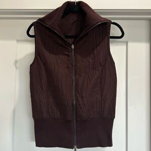Columbia reversible vest. Size small